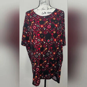LuLaRoe IRMA Black/Red Floral Hi Low Tunic Top Blouse Size Medium NWOT